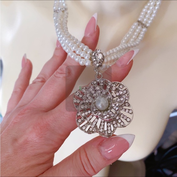 Nordstrom Triple Row of faux pearls and crystal with Camelia Pendant - Picture 9 of 12